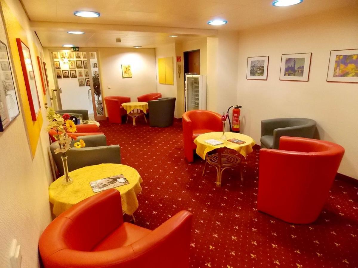 Hotel Zur Post แฮร์เนอ ภายนอก รูปภาพ